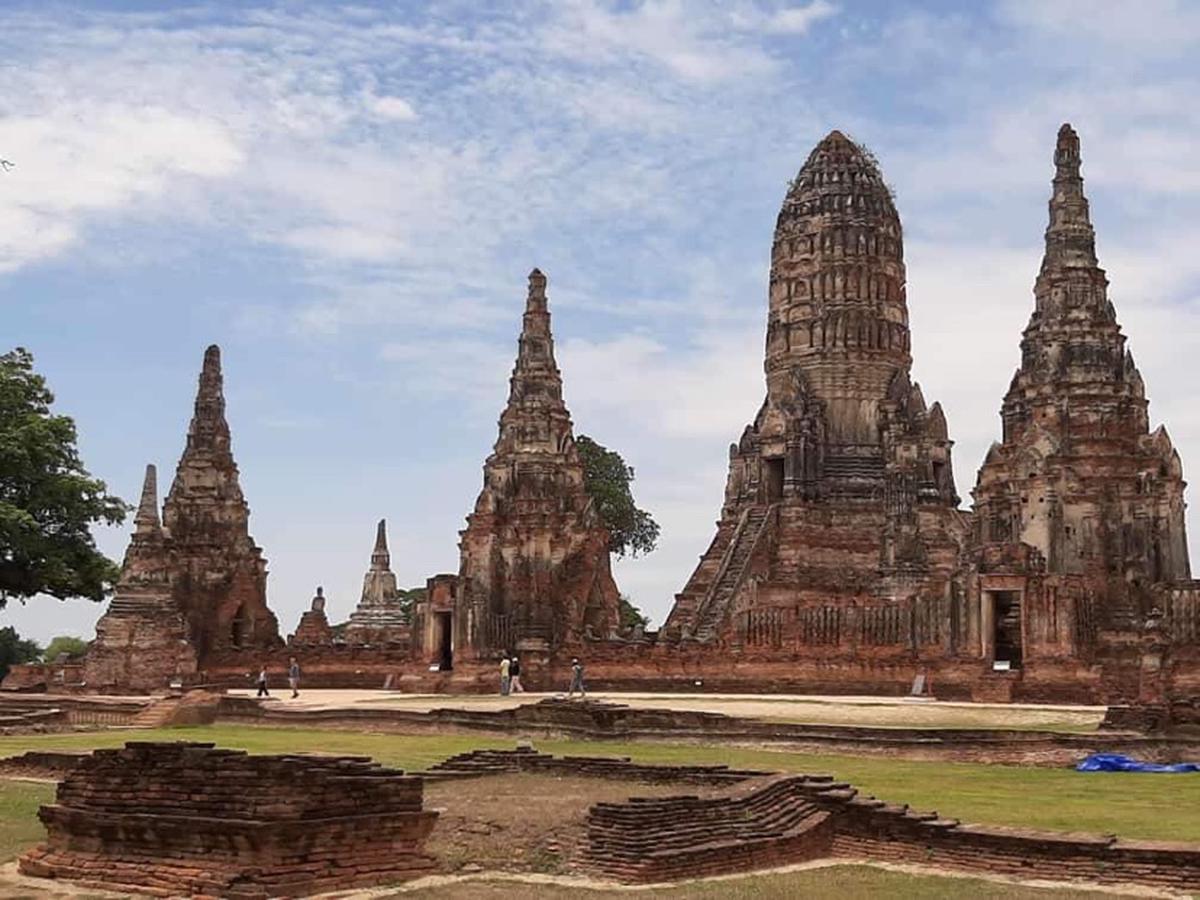 Private Car Charter Between Bangkok And Ayutthaya Klook - 