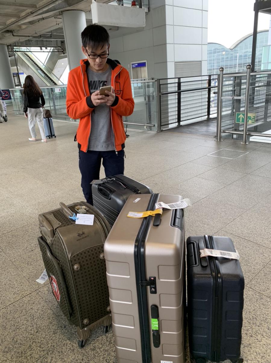 travel luggage near me