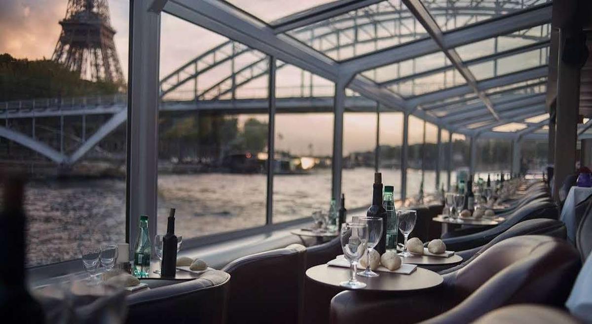 dinner cruise photo by Klook cusotmer